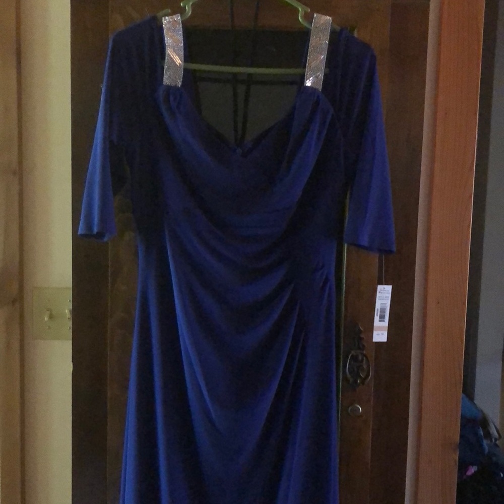 R & M RIchards Style 5659. In Electric Blue.